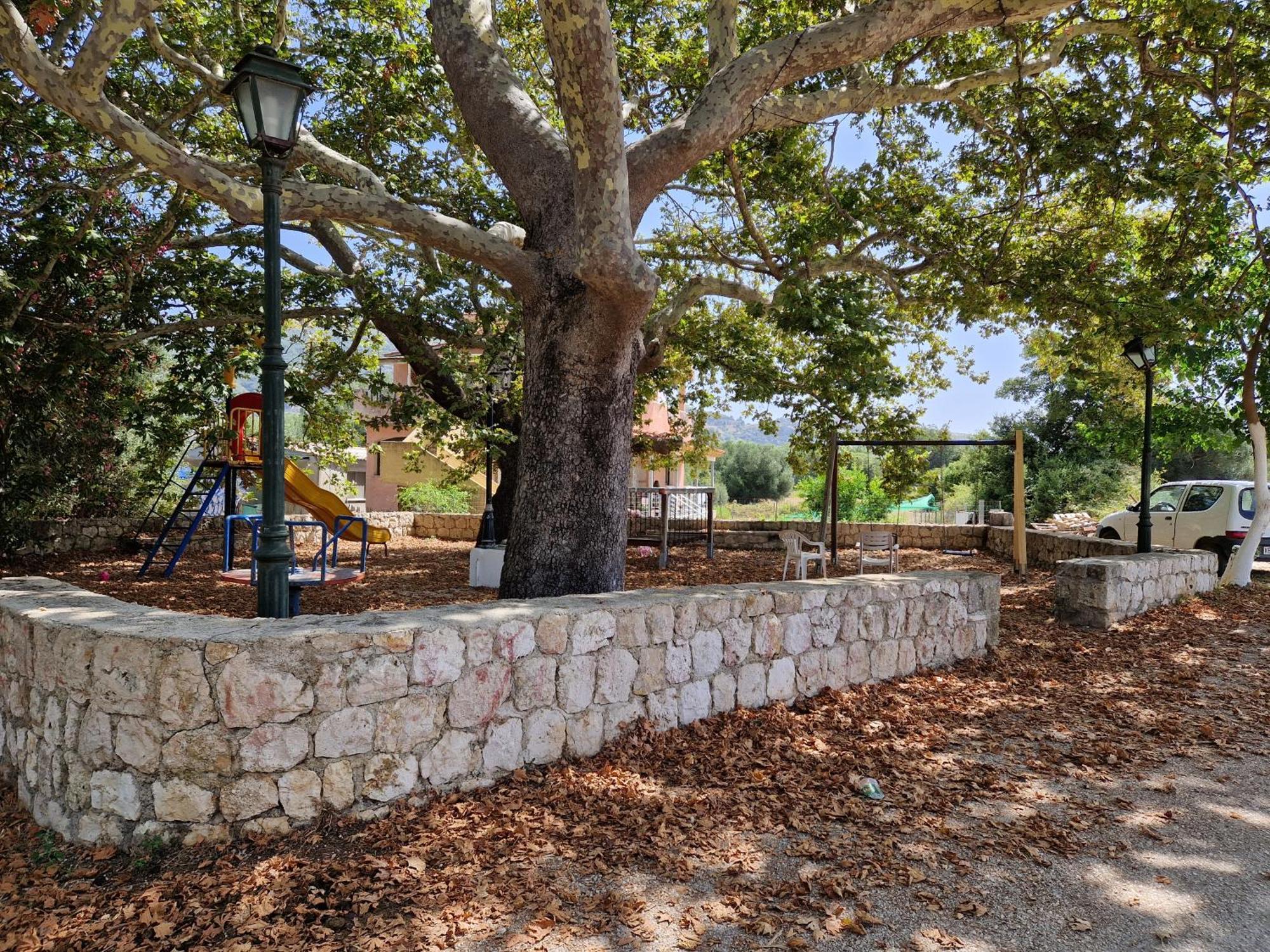 Memro Holiday home Atsoupades